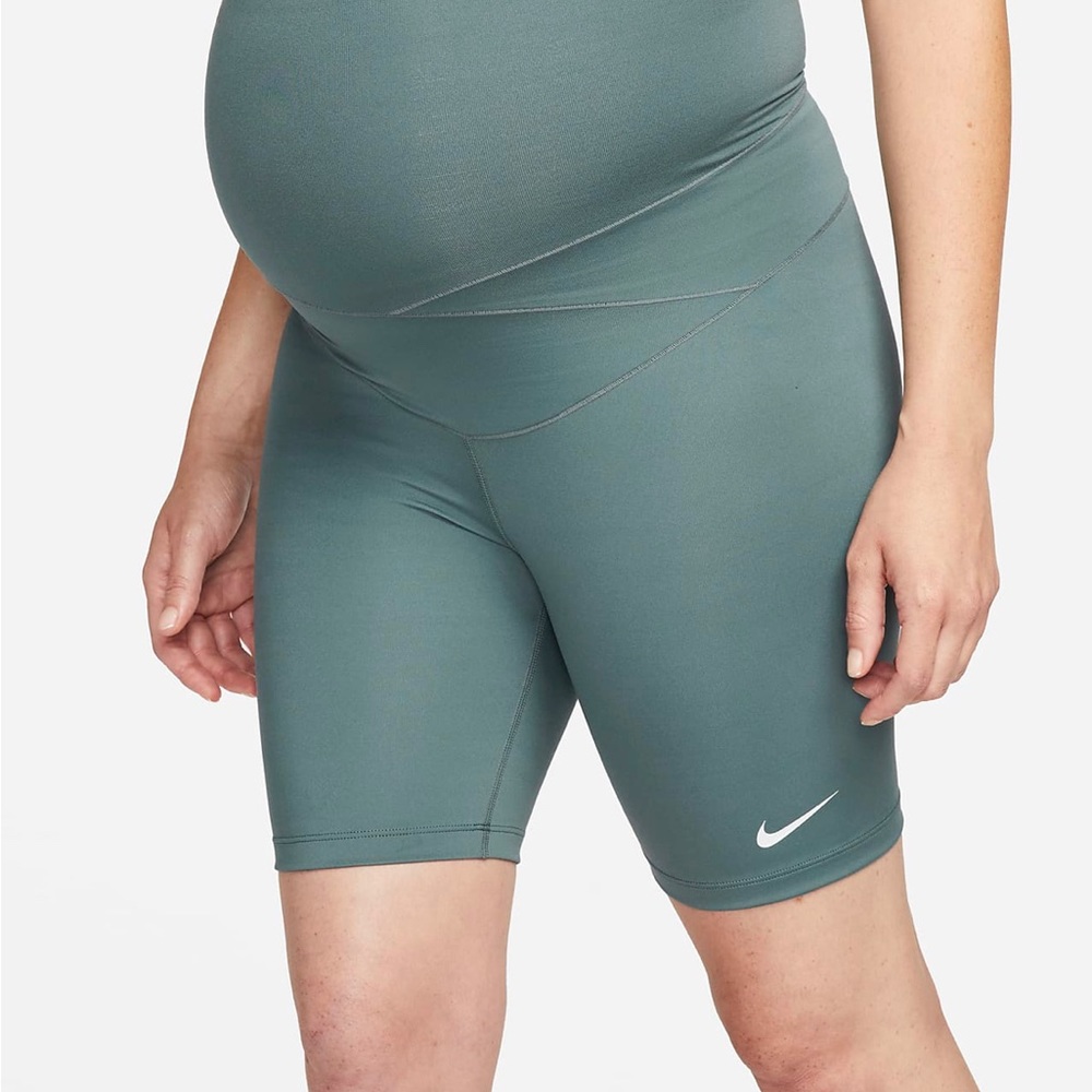 Nike maternity biker shorts